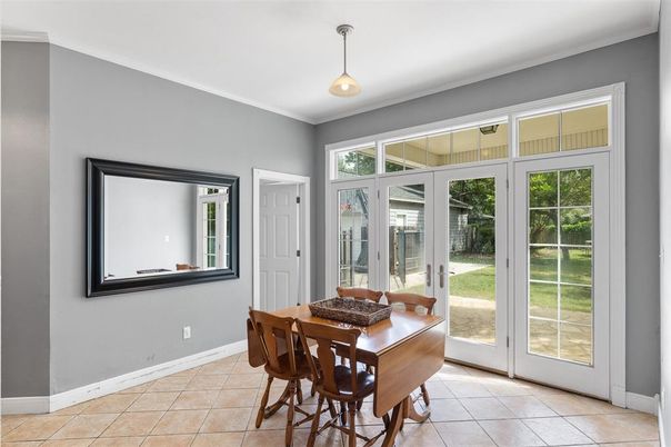 Dining room, Interior, Pendant Lights