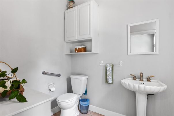 Bathroom, Interior