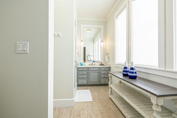 Bathroom, Interior, Recessed Lighting, Wood Texture Flooring