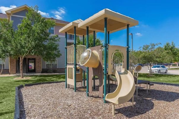 Backyard, Exterior, Playground