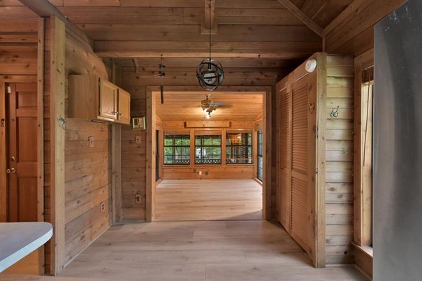 Empty room, Interior, Pendant Lights, Wooden Ceilings, Wood Texture Flooring, Wooden Walls