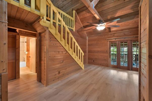 Empty room, Interior, Wooden Beams, Wooden Ceilings, Wood Texture Flooring, Wooden Walls