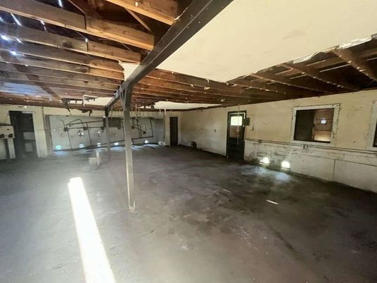 Interior, Wooden Beams