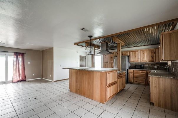 Interior, Kitchen, Pendant Lights, Stainless Steel Appliances