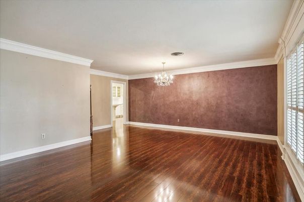 Chandelier, Empty room, Interior, Wood Texture Flooring