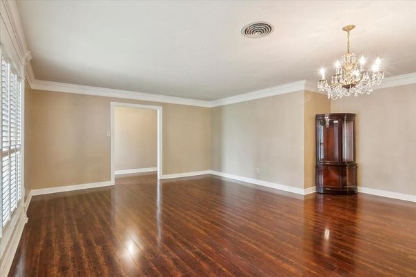 Chandelier, Empty room, Interior, Wood Texture Flooring