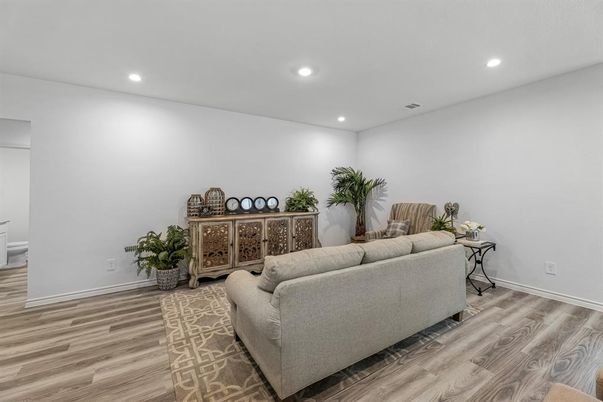 Interior, Living room, Recessed Lighting, Wood Texture Flooring