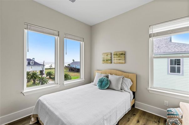 Bedroom, Interior, Water, Wood Texture Flooring
