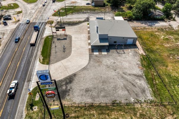 Exterior, Drone