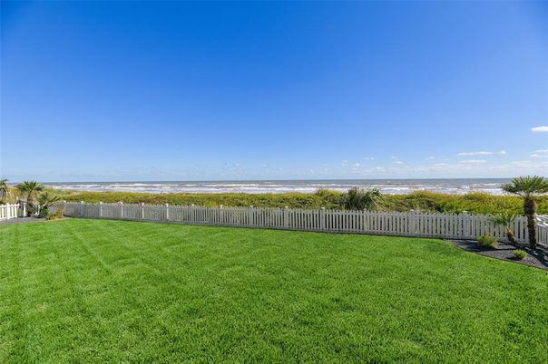 Backyard, Exterior, Water
