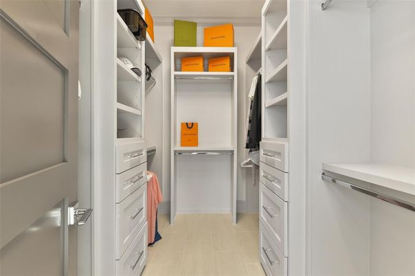 Interior, Walk-in Closets