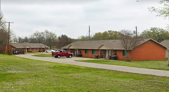Attached, Backyard, Detached Garage, Exterior, Facade, Brick Facade, Ranch