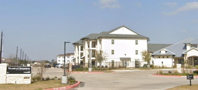 Exterior, Facade, Farmhouse