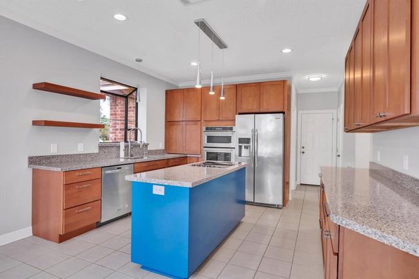 Interior, Kitchen, Pendant Lights, Recessed Lighting, Stainless Steel Appliances