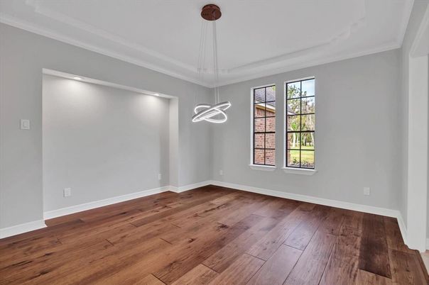 Empty room, Interior, Pendant Lights, Wood Texture Flooring