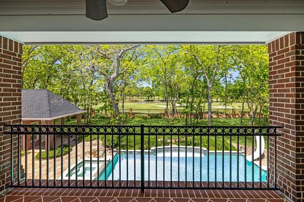 Exterior, Pool, Other