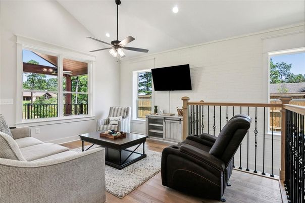 Interior, Living room, Recessed Lighting, Wood Texture Flooring