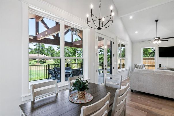 Chandelier, Dining room, Interior, Recessed Lighting, Wood Texture Flooring