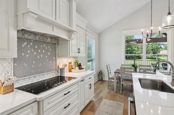 Dining room, Interior, Kitchen, Pendant Lights, Wood Texture Flooring