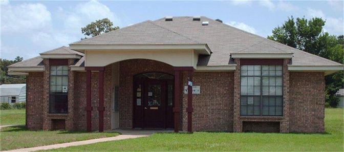 Exterior, Facade, Brick Facade, Brick Traditional