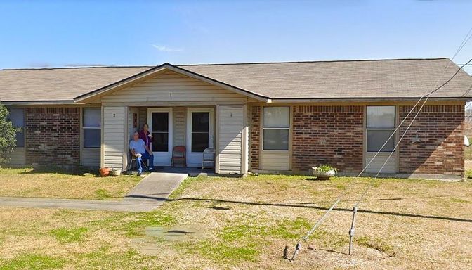 Exterior, Facade, Brick Facade, Ranch