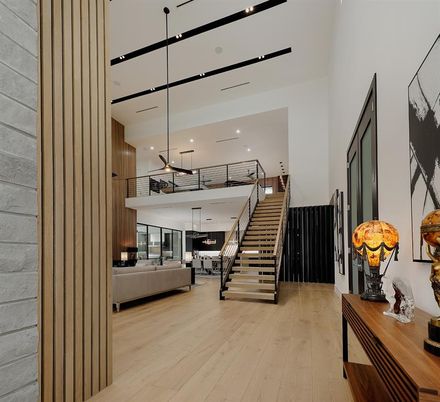 Interior, Living room, Pendant Lights, Recessed Lighting, Wood Texture Flooring