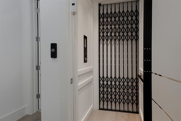 Elevator, Interior, Wood Texture Flooring