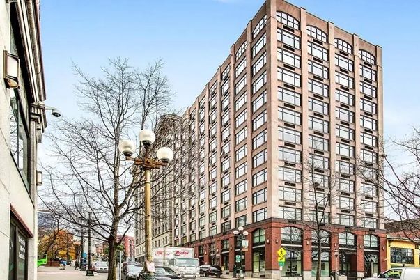 Exterior, Facade, Condo Building