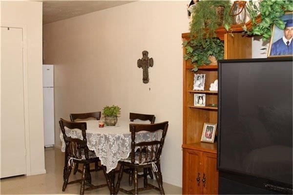 Dining room, Interior