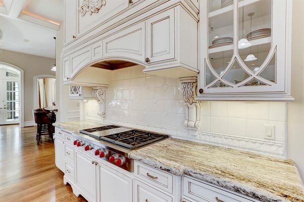 Interior, Kitchen, Pendant Lights, Wood Texture Flooring
