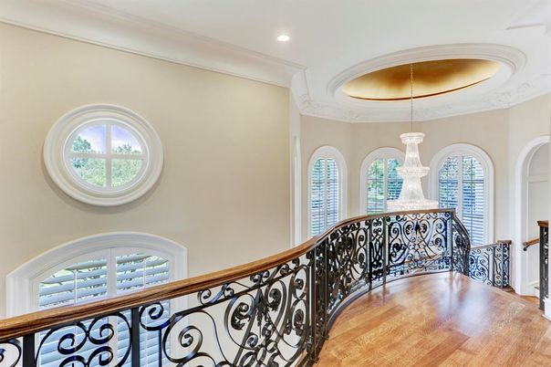 Chandelier, Interior, Recessed Lighting, Wood Texture Flooring