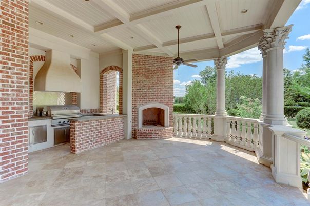 Exterior, Fireplace