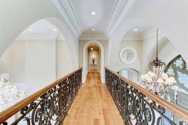 Chandelier, Interior, Recessed Lighting, Wood Texture Flooring