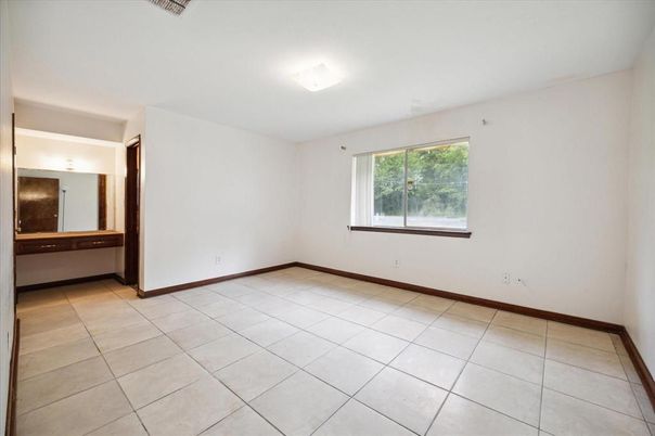 Bathroom, Empty room, Interior