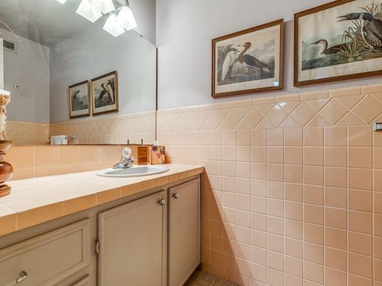 Bathroom, Interior, Tile Countertops