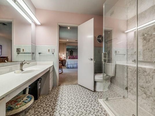Bathroom, Bedroom, Glass Shower, Interior, Recessed Lighting