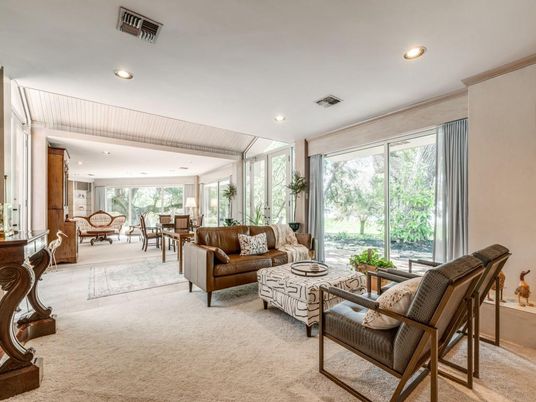 Dining room, Interior, Living room, Recessed Lighting