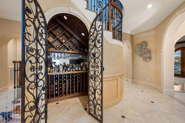 Interior, Recessed Lighting, Wine Storage