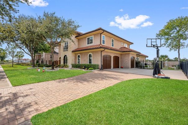 Backyard, Exterior, Facade, Mediterranean
