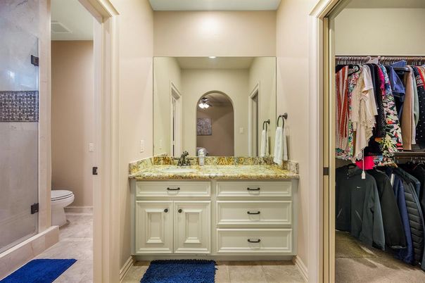 Bathroom, Dual Sink Vanities, Interior, Recessed Lighting, Walk-in Closets