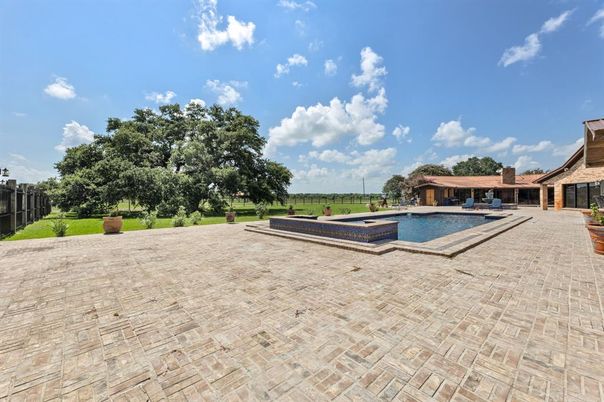 Backyard, Exterior, Pool