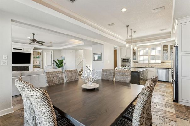 Dining room, Interior, Kitchen, Pendant Lights, Recessed Lighting, Stainless Steel Appliances