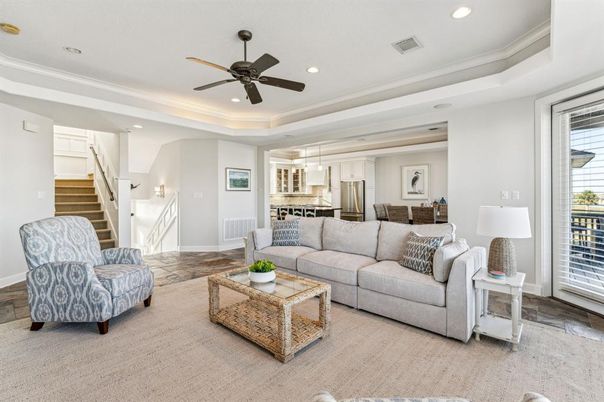 Interior, Kitchen, Living room, Pendant Lights, Recessed Lighting, Stainless Steel Appliances