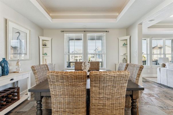 Dining room, Interior