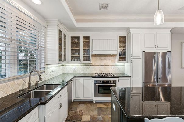 Interior, Kitchen, Pendant Lights, Recessed Lighting, Stainless Steel Appliances