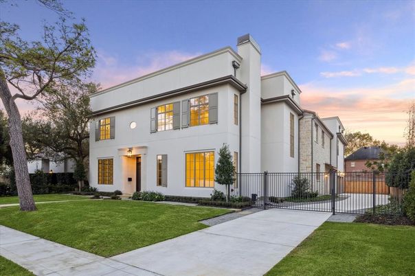 Backyard, Exterior, Facade, French Provincial
