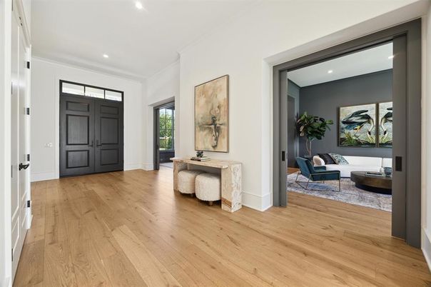 Interior, Recessed Lighting, Wood Texture Flooring
