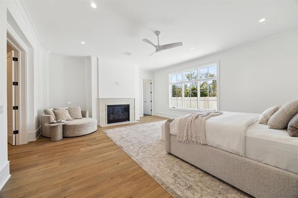 Bedroom, Fireplace, Interior, Recessed Lighting, Wood Texture Flooring