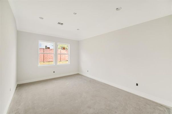 Empty room, Interior, Recessed Lighting