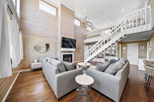 Fireplace, Interior, Living room, Pendant Lights, Recessed Lighting, Wood Texture Flooring